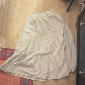 Elegant White Tiered Skirt